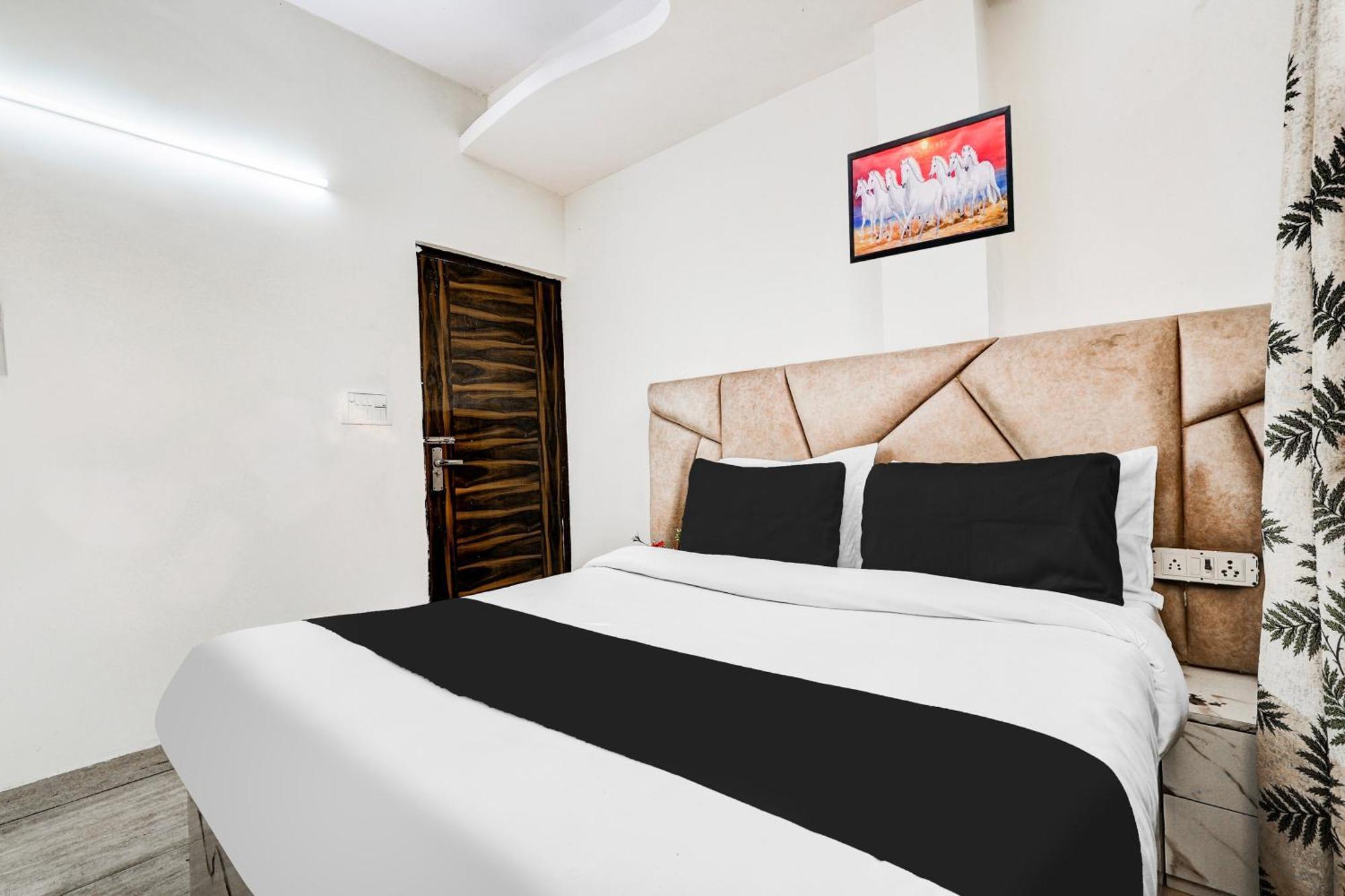 Hotel O Clock Tower Inn Neu-Delhi Exterior foto